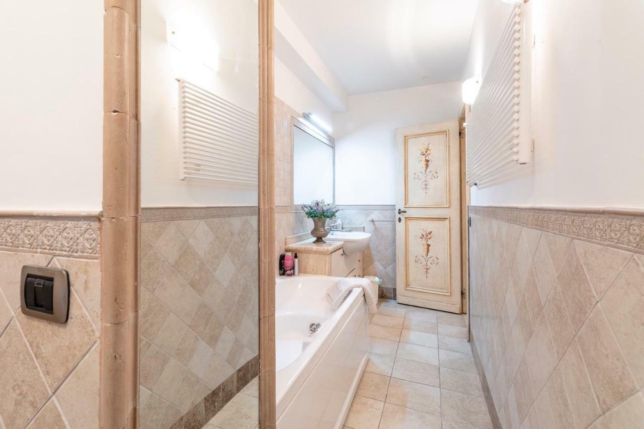 Residenza Contessa Costanza Villa Rome Bagian luar foto